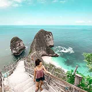 obyek wisata Kelingking Beach Nusa Penida Explore Bali