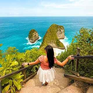 obyek wisata Kelingking Beach Nusa Penida Explore Bali