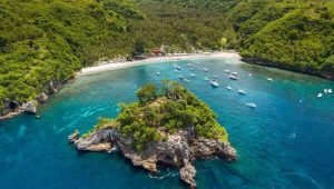 Obyek wisata crystal bay nusa penida explore